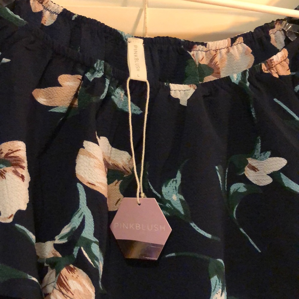 Blouse - Picture 2 of 2